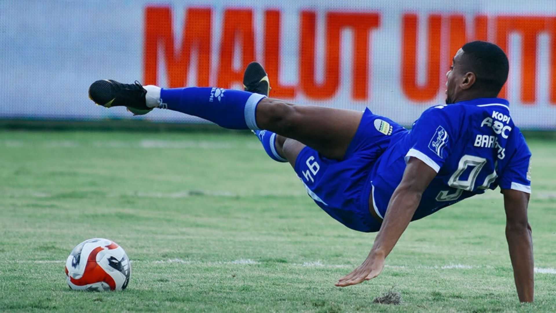 Persib Bandung Pulang Tanpa Poin Usai Hadapi Malut United